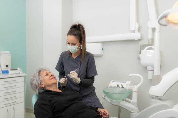 Best Cosmetic Emergency Dentistry in Brooklyn, OH