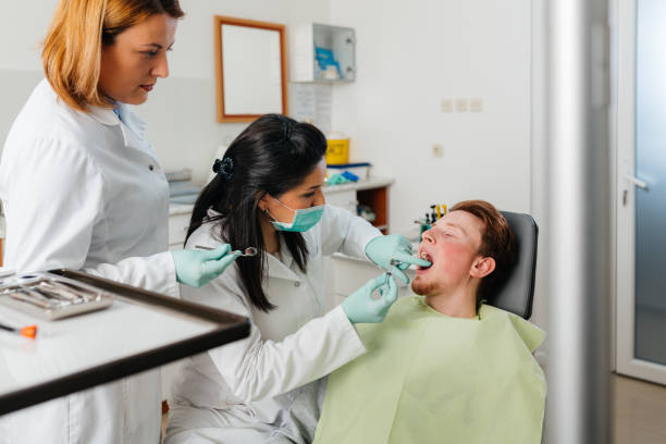 Best Pediatric Emergency Dentist in Brooklyn, OH